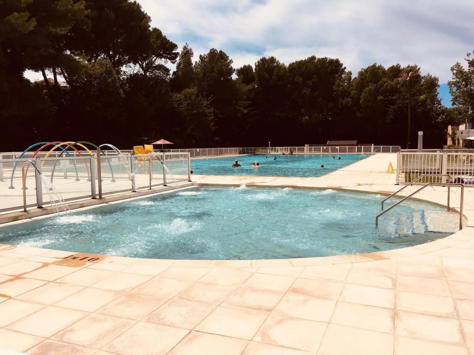 Blue Lagoon Six-Fours-les-Plages Bagian luar foto